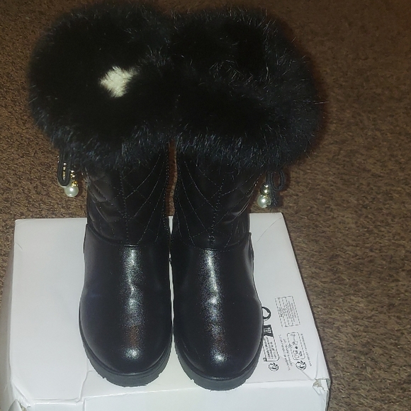 Girls Boots - Picture 1 of 10